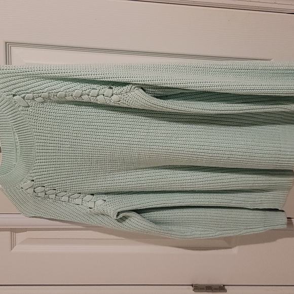 SO Sweaters - SO xl sweater